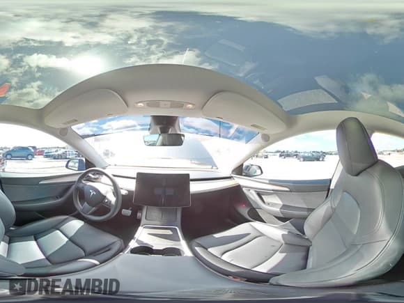 ✅ 2024 Tesla Model Y Performance • VIN: 7SAYGDEF4RA286873 • Lot: 84730145. Wystawiony na Copart z przebiegiem 16 674 mil. Bezpłatny archiwum sprzedaży aukcyjnych z USA i szczegółowy raport historii pojazdu na DreamBid. Zdjęcie 15.