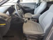 ✅ 2018 Hyundai Santa Fe 2.4L • VIN: 5NMZT3LB7JH085935 • Лот: 84585315. Опубликован ранее на Copart с пробегом 121 027 миль. Бесплатный доступ к архиву аукционных продаж из США и подробный отчёт об истории автомобиля на DreamBid. Изображение 7.