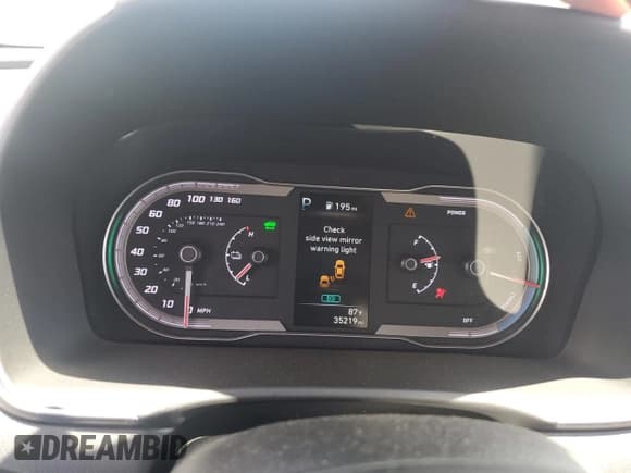 ✅ 2022 Hyundai Tucson SEL • VIN: KM8JBDA25NU034677 • Lot: 56650544. Wystawiony na Copart z przebiegiem 35 219 mil. Bezpłatny archiwum sprzedaży aukcyjnych z USA i szczegółowy raport historii pojazdu na DreamBid. Zdjęcie 9.