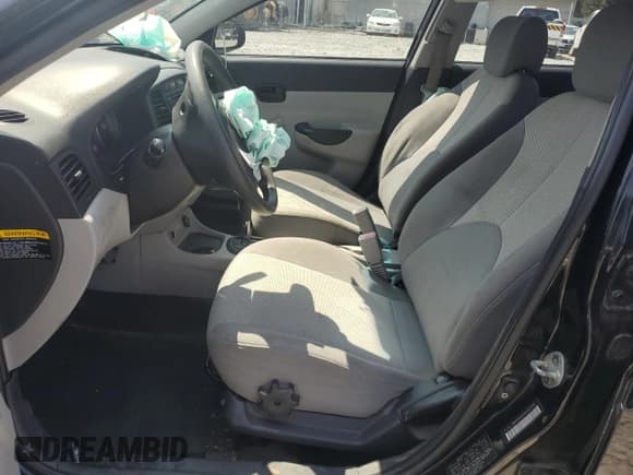 ✅ 2009 Hyundai Accent Auto GLS • VIN: KMHCN46C69U297154 • Лот: 58948935. Опубликован ранее на Copart с пробегом 90 514 миль. Бесплатный доступ к архиву аукционных продаж из США и подробный отчёт об истории автомобиля на DreamBid. Изображение 7.