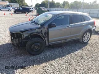 ✅ 2012 Dodge Caliber SXT Plus • VIN: 1C3CDWEA1CD532719 • Лот: 71418365. Опубликован ранее на Copart с пробегом 147 306 миль. Бесплатный доступ к архиву аукционных продаж из США и подробный отчёт об истории автомобиля на DreamBid. Изображение 1.