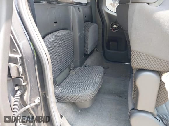✅ 2011 Nissan Frontier SV • VIN: 1N6AD0CWXBC434840 • Lot: 42492717. Listed on IAAI with 159,037 mi. Free auction sales archive from the USA and detailed vehicle history report at DreamBid. Image 8.