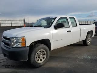 ✅ 2007 Chevrolet Silverado 1500 1LT • VIN: 1GCEK19027Z607824 • Lot: 93691115. Wystawiony na Copart z przebiegiem 173 175 mil. Bezpłatny archiwum sprzedaży aukcyjnych z USA i szczegółowy raport historii pojazdu na DreamBid. Zdjęcie 1.
