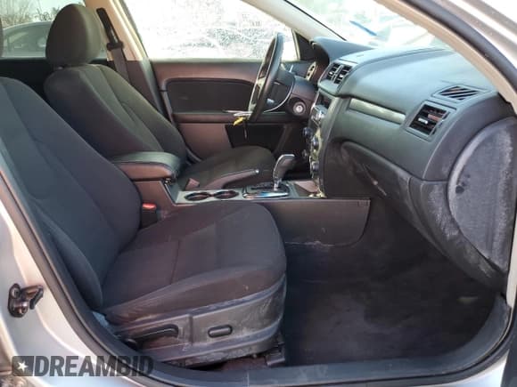 ✅ 2010 Ford Fusion Hybrid • VIN: 3FADP0L31AR258408 • Lot: 46703935. Listed on Copart with 151,402 mi. Free auction sales archive from the USA and detailed vehicle history report at DreamBid. Image 7.