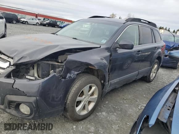 ✅ 2013 Subaru Outback • VIN: 4S4BRGLC8D3256111 • Lot: 85832995. Listed on Copart with 248,461 mi. Free auction sales archive from the USA and detailed vehicle history report at DreamBid. Image 1.