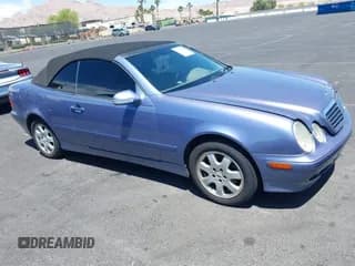 ✅ 2000 Mercedes-Benz CLK 320/430 • VIN: WDBLK65G8YT052596 • Lot: 42300055. Listed on IAAI with 174,004 mi. Free auction sales archive from the USA and detailed vehicle history report at DreamBid. Image 1.