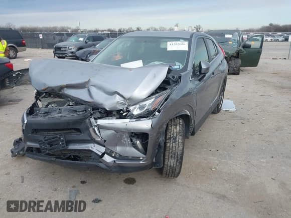 ✅ 2020 Mitsubishi Eclipse Cross ES • VIN: JA4AT3AA9LZ019256 • Лот: 41282686. Опубликован ранее на IAAI с пробегом 77 725 миль. Бесплатный доступ к архиву аукционных продаж из США и подробный отчёт об истории автомобиля на DreamBid. Изображение 2.