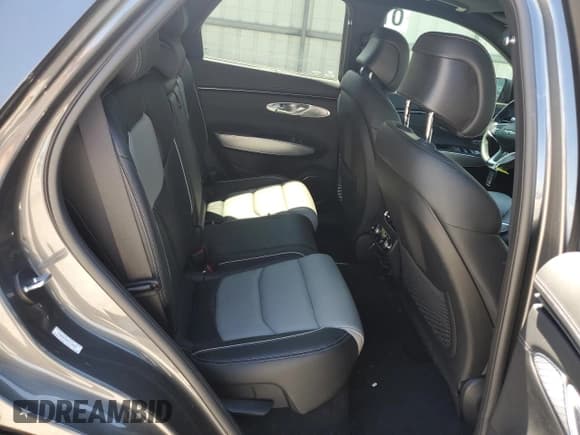 ✅ 2023 Genesis GV70 2.5T • VIN: KMUMADTB9PU119393 • Lot: 59851805. Listed on Copart with 19,101 mi. Free auction sales archive from the USA and detailed vehicle history report at DreamBid. Image 11.