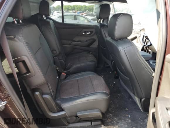 2022 Chevrolet Traverse High Country с VIN 1GNEVNKW2NJ100051, выставлен на аукционе Copart как лот 62168255 с пробегом 74 774 миль миль и Списание • Salvage title. История ставок и продаж доступна на DreamBid. Изображение 11.