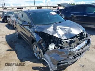 ✅ 2021 Honda HR-V LX • VIN: 3CZRU5H31MM715020 • Lot: 43281224. Wystawiony na IAAI z przebiegiem 39 836 mil. Bezpłatny archiwum sprzedaży aukcyjnych z USA i szczegółowy raport historii pojazdu na DreamBid. Zdjęcie 1.