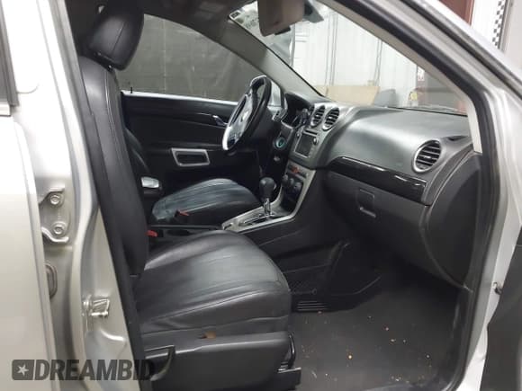 ✅ 2014 Chevrolet Captiva Sport LT • VIN: 3GNAL3EK3ES646535 • Lot: 42370698. Wystawiony na IAAI z przebiegiem 145 877 mil. Bezpłatny archiwum sprzedaży aukcyjnych z USA i szczegółowy raport historii pojazdu na DreamBid. Zdjęcie 5.