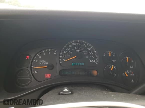 ✅ 2004 Chevrolet Silverado 1500 Z71 • VIN: 1GCEK19TX4Z176414 • Lot: 70050204. Listed on Copart with 189,720 mi. Free auction sales archive from the USA and detailed vehicle history report at DreamBid. Image 9.