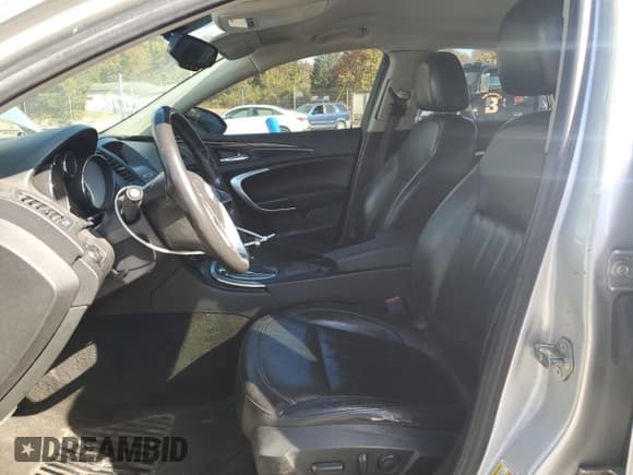 ✅ 2011 Buick Regal CXL RL1 • VIN: 2G4GN5EC7B9214858 • Lot: 89533035. Listed on Copart with 192,061 mi. Free auction sales archive from the USA and detailed vehicle history report at DreamBid. Image 7.