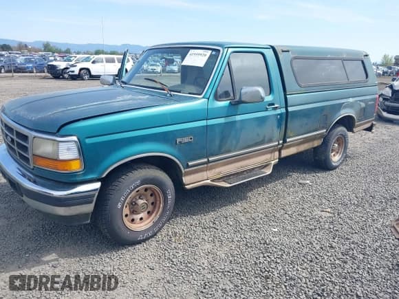 ✅ 1996 Ford F-150 • VIN: 1FTEF15Y7TLB87054 • Lot: 41959920. Listed on IAAI with 232,734 mi. Free auction sales archive from the USA and detailed vehicle history report at DreamBid. Image 2.