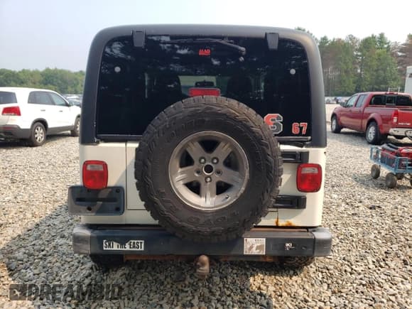 ✅ 2006 Jeep Wrangler Unlimited LWB • VIN: 1J4FA44S66P710265 • Lot: 67661105. Wystawiony na Copart z przebiegiem 151 206 mil. Bezpłatny archiwum sprzedaży aukcyjnych z USA i szczegółowy raport historii pojazdu na DreamBid. Zdjęcie 6.