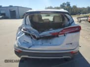 ✅ 2015 Lincoln MKC • VIN: 5LMTJ2AH1FUJ33080 • Lot: 82617215. Wystawiony na Copart z przebiegiem 122 215 mil. Bezpłatny archiwum sprzedaży aukcyjnych z USA i szczegółowy raport historii pojazdu na DreamBid. Zdjęcie 6.