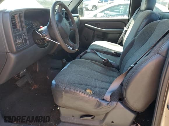 ✅ 2000 Chevrolet Silverado 1500 • VIN: 1GCEK14W5YZ305361 • Lot: 63910894. Listed on Copart with Not provided. Free auction sales archive from the USA and detailed vehicle history report at DreamBid. Image 7.