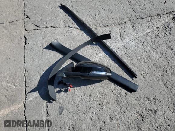 ✅ 2015 Jaguar F-Type S • VIN: SAJWA6GL6FMK13788 • Lot: 82656815. Wystawiony na Copart z przebiegiem 59 155 mil. Bezpłatny archiwum sprzedaży aukcyjnych z USA i szczegółowy raport historii pojazdu na DreamBid. Zdjęcie 12.