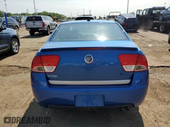 ✅ 2011 Mercury Milan • VIN: 3MEHM0HA8BR603848 • Лот: 59002355. Опубликован ранее на Copart с пробегом 196 660 миль. Бесплатный доступ к архиву аукционных продаж из США и подробный отчёт об истории автомобиля на DreamBid. Изображение 6.