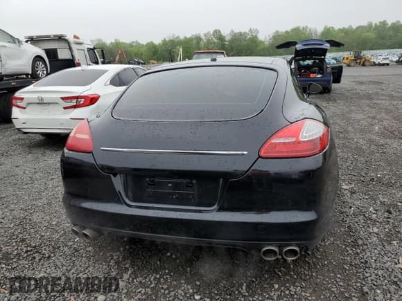 ✅ 2012 Porsche Panamera S • VIN: WP0AB2A70CL060028 • Lot: 55643795. Listed on Copart with 172,673 mi. Free auction sales archive from the USA and detailed vehicle history report at DreamBid. Image 6.