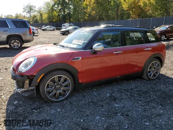✅ 2017 MINI Clubman Cooper • VIN: WMWLN5C59H2E32797 • Lot: 86165845. Wystawiony na Copart z przebiegiem 12 800 mil. Bezpłatny archiwum sprzedaży aukcyjnych z USA i szczegółowy raport historii pojazdu na DreamBid. Zdjęcie 1.