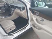 ✅ 2020 Mercedes-Benz GLC 300 • VIN: W1N0G8EB9LF764833 • Lot: 43266845. Listed on IAAI with 50,407 mi. Free auction sales archive from the USA and detailed vehicle history report at DreamBid. Image 5.