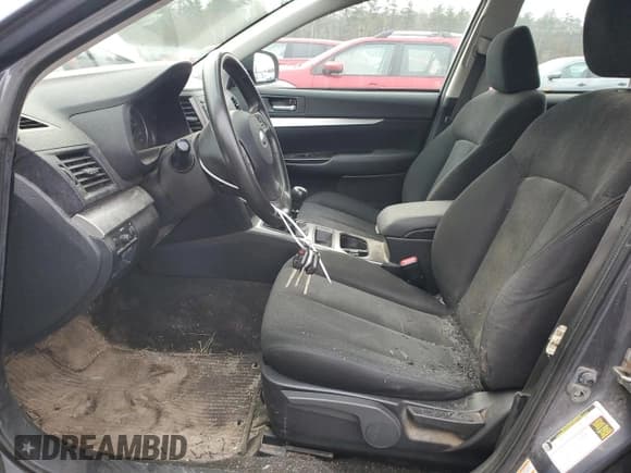 ✅ 2014 Subaru Outback 2.5i • VIN: 4S4BRBAC0E1201011 • Лот: 84330954. Опубликован ранее на Copart с пробегом 196 188 миль. Бесплатный доступ к архиву аукционных продаж из США и подробный отчёт об истории автомобиля на DreamBid. Изображение 7.