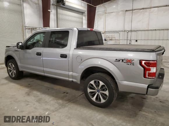 ✅ 2020 Ford F-150 XL • VIN: 1FTEW1EP6LKE27952 • Lot: 93146355. Wystawiony na Copart z przebiegiem 77 507 mil. Bezpłatny archiwum sprzedaży aukcyjnych z USA i szczegółowy raport historii pojazdu na DreamBid. Zdjęcie 2.