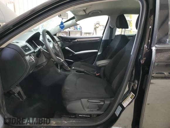 ✅ 2014 Volkswagen Passat S • VIN: 1VWAP7A33EC012213 • Lot: 45816365. Listed on Copart with 96,363 mi. Free auction sales archive from the USA and detailed vehicle history report at DreamBid. Image 7.