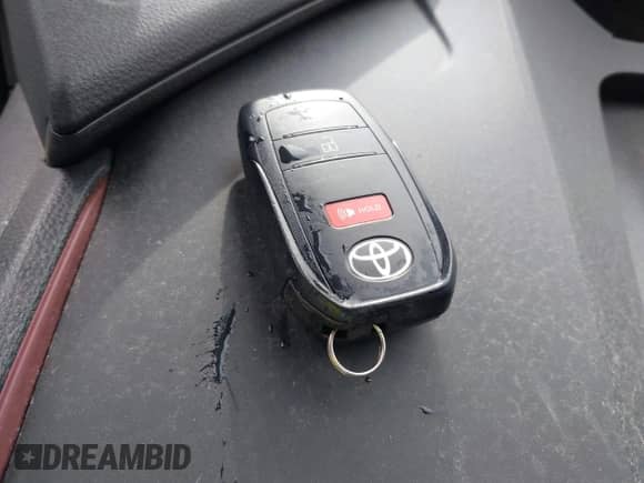 2024 Toyota Prius SE with VIN JTDACACU2R3024408, listed as a IAAI auction lot 43114921 with 18,724 mi miles and . Bid and sale history available at DreamBid. Image 11.