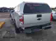 2018 Chevrolet Colorado 2WD LT z VIN 1GCGSCEN2J1229807, wystawiony jako IAAI lot #43391851 z przebiegiem 88 766 mil mil oraz . Historia ofert i sprzedaży dostępna na DreamBid. Obrazek 6.