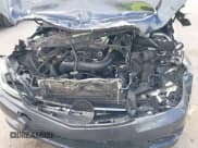 ✅ 2014 Mercedes-Benz C 250 • VIN: WDDGJ4HBXEG202664 • Lot: 41348775. Wystawiony na IAAI z przebiegiem 162 449 mil. Bezpłatny archiwum sprzedaży aukcyjnych z USA i szczegółowy raport historii pojazdu na DreamBid. Zdjęcie 6.