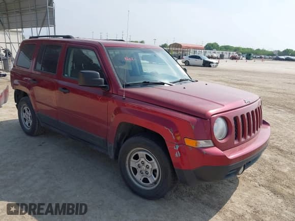 ✅ 2017 Jeep Patriot Sport • VIN: 1C4NJPBBXHD103389 • Lot: 41935831. Listed on IAAI with 86,155 mi. Free auction sales archive from the USA and detailed vehicle history report at DreamBid. Image 1.