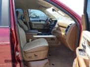 ✅ 2022 Ram 2500 Laramie • VIN: 3C6UR5FL8NG345695 • Lot: 42564730. Wystawiony na IAAI z przebiegiem 78 812 mil. Bezpłatny archiwum sprzedaży aukcyjnych z USA i szczegółowy raport historii pojazdu na DreamBid. Zdjęcie 5.