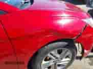 2019 Hyundai Elantra SEL z VIN KMHD84LF9KU782677, wystawiony jako IAAI lot #43588740 z przebiegiem 129 833 mil mil oraz . Historia ofert i sprzedaży dostępna na DreamBid. Obrazek 6.