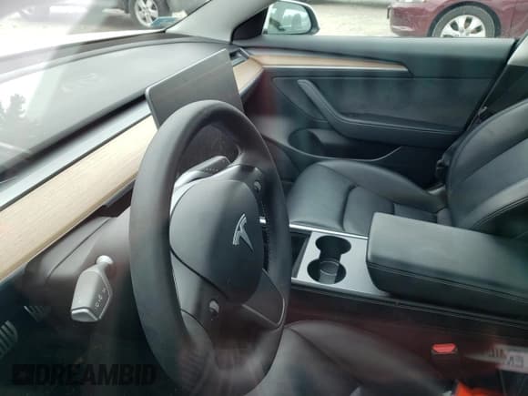✅ 2022 Tesla Model 3 Long Range • VIN: 5YJ3E1EB3NF195728 • Lot: 52882905. Wystawiony na Copart z przebiegiem Nie podano. Bezpłatny archiwum sprzedaży aukcyjnych z USA i szczegółowy raport historii pojazdu na DreamBid. Zdjęcie 9.