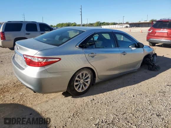 2015 Toyota Camry LE with VIN 4T4BF1FK4FR467561, listed as a Copart auction lot 90633485 with 183,799 mi miles and Clean title. Bid and sale history available at DreamBid. Image 3.