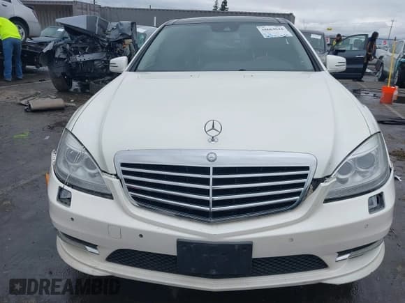 ✅ 2012 Mercedes-Benz S 550 • VIN: WDDNG7DB5CA478067 • Lot: 38664644. Wystawiony na IAAI z przebiegiem 109 274 mil. Bezpłatny archiwum sprzedaży aukcyjnych z USA i szczegółowy raport historii pojazdu na DreamBid. Zdjęcie 12.
