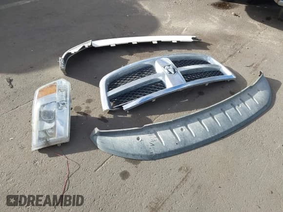 ✅ 2010 Dodge 1500 SLT • VIN: 1D7RB1GT3AS141602 • Лот: 41593437. Опубликован ранее на IAAI с пробегом 252 154 миль. Бесплатный доступ к архиву аукционных продаж из США и подробный отчёт об истории автомобиля на DreamBid. Изображение 12.