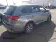 2019 Mitsubishi Outlander ES z VIN JA4AZ3A3XKZ021676, wystawiony jako IAAI lot #43196948 z przebiegiem Nie podano mil oraz . Historia ofert i sprzedaży dostępna na DreamBid. Obrazek 4.