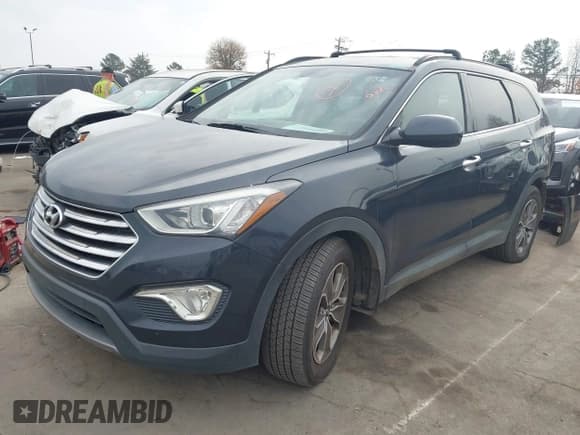 ✅ 2013 Hyundai Santa Fe GLS • VIN: KM8SM4HF0DU030896 • Лот: 43762452. Опубликован ранее на IAAI с пробегом 140 899 миль. Бесплатный доступ к архиву аукционных продаж из США и подробный отчёт об истории автомобиля на DreamBid. Изображение 18.
