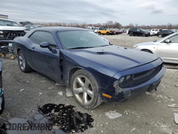 ✅ 2013 Dodge Challenger SXT • VIN: 2C3CDYAG6DH605805 • Lot: 85790344. Wystawiony na Copart z przebiegiem 88 609 mil. Bezpłatny archiwum sprzedaży aukcyjnych z USA i szczegółowy raport historii pojazdu na DreamBid. Zdjęcie 4.