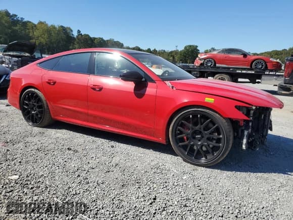 ✅ 2020 Audi S7 Prestige • VIN: WAUSFAF28LN069996 • Lot: 73579084. Listed on Copart with 87,828 mi. Free auction sales archive from the USA and detailed vehicle history report at DreamBid. Image 4.