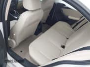 ✅ 2013 Volkswagen Jetta SE • VIN: 3VWDP7AJ2DM373831 • Lot: 43550990. Wystawiony na IAAI z przebiegiem 101 574 mil. Bezpłatny archiwum sprzedaży aukcyjnych z USA i szczegółowy raport historii pojazdu na DreamBid. Zdjęcie 8.