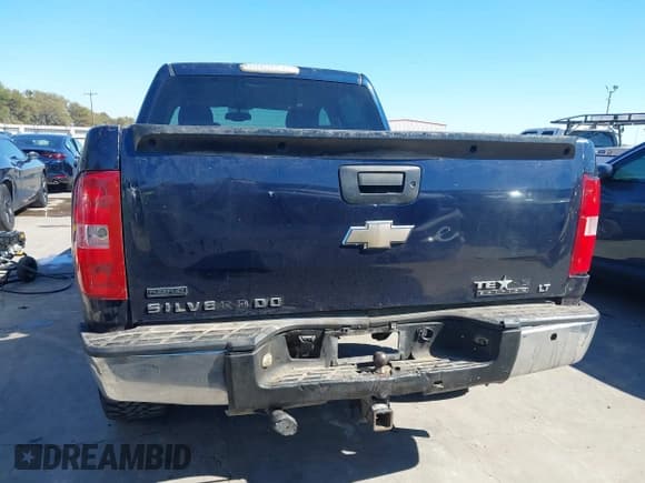 ✅ 2007 Chevrolet Silverado 1500 Work Truck • VIN: 3GCEC13C07G506491 • Lot: 43577239. Listed on IAAI with 223,757 mi. Free auction sales archive from the USA and detailed vehicle history report at DreamBid. Image 19.