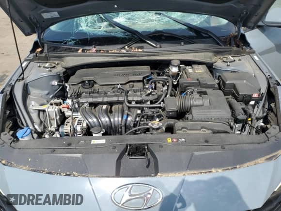 2022 Hyundai Elantra SE with VIN KMHLL4AG1NU303727, listed as a Copart auction lot 60492755 with 29,956 mi miles and Salvage title. Bid and sale history available at DreamBid. Image 11.