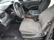 ✅ 2020 Chevrolet Tahoe LS • VIN: 1GNSKAKC9LR302135 • Lot: 84415915. Wystawiony na Copart z przebiegiem 107 538 mil. Bezpłatny archiwum sprzedaży aukcyjnych z USA i szczegółowy raport historii pojazdu na DreamBid. Zdjęcie 7.