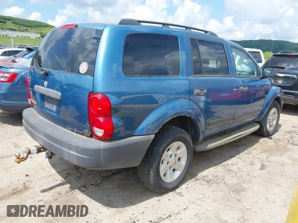 ✅ 2005 Dodge Durango SXT • VIN: 1D4HB38N95F575185 • Лот: 42680439. Опубликован ранее на IAAI с пробегом 201 781 миль. Бесплатный доступ к архиву аукционных продаж из США и подробный отчёт об истории автомобиля на DreamBid. Изображение 4.