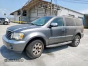 ✅ 2008 Chrysler Aspen Limited • VIN: 1A8HX58N48F112636 • Лот: 58407265. Опубликован ранее на Copart с пробегом 100 204 миль. Бесплатный доступ к архиву аукционных продаж из США и подробный отчёт об истории автомобиля на DreamBid. Изображение 1.