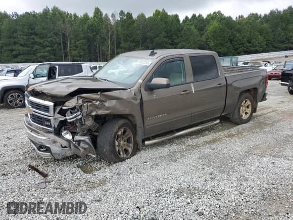 ✅ 2015 Chevrolet Silverado 1500 LT • VIN: 3GCUKREC8FG166581 • Лот: 69932255. Опубликован ранее на Copart с пробегом 177 663 миль. Бесплатный доступ к архиву аукционных продаж из США и подробный отчёт об истории автомобиля на DreamBid. Изображение 1.